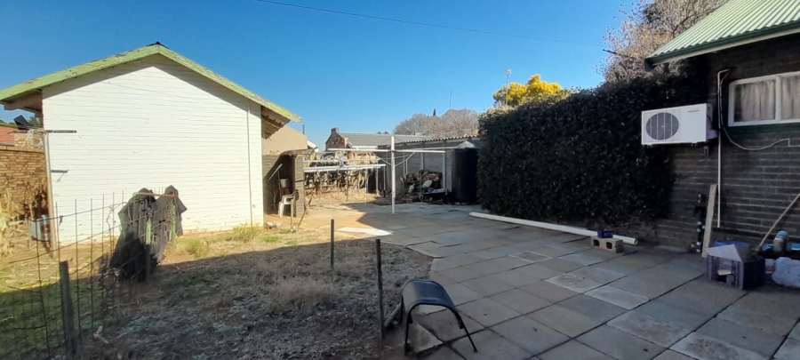 4 Bedroom Property for Sale in Irene Park North West